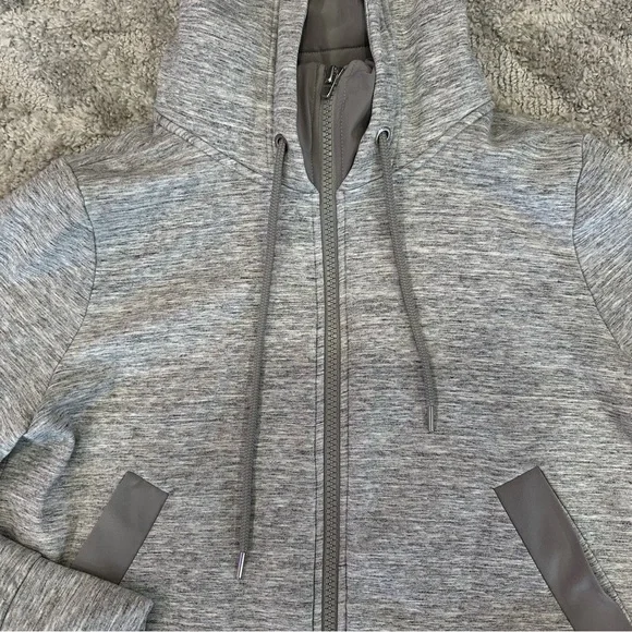 Athleta Victory Primaloft Light Gray Full Zip Jacket Large L - Picture 3 of 8